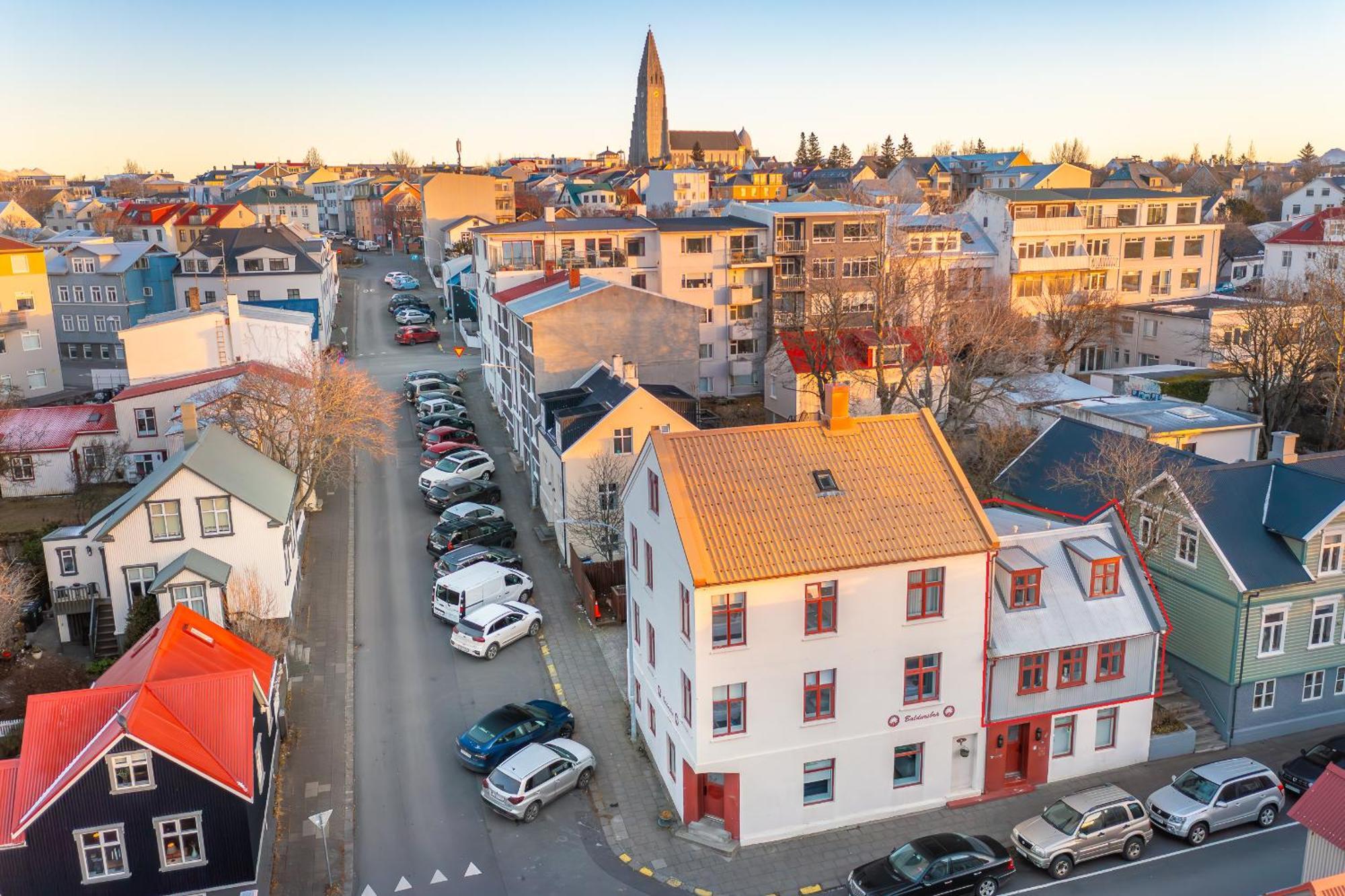 Downtown Reykjavik Baldursbra Holiday Home Exterior photo